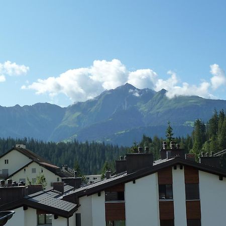 Ferienwohnung Murschetg Laax Ruang foto