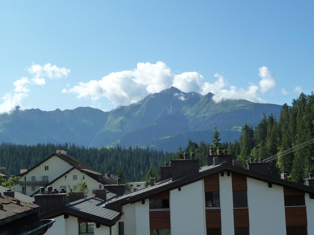 Ferienwohnung Murschetg Laax Ruang foto