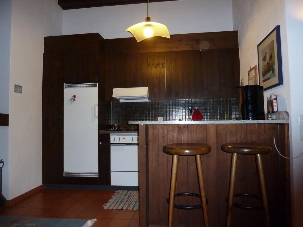 Ferienwohnung Murschetg Laax Ruang foto